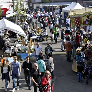 Maiensonntag in der Rheder Innenstadt